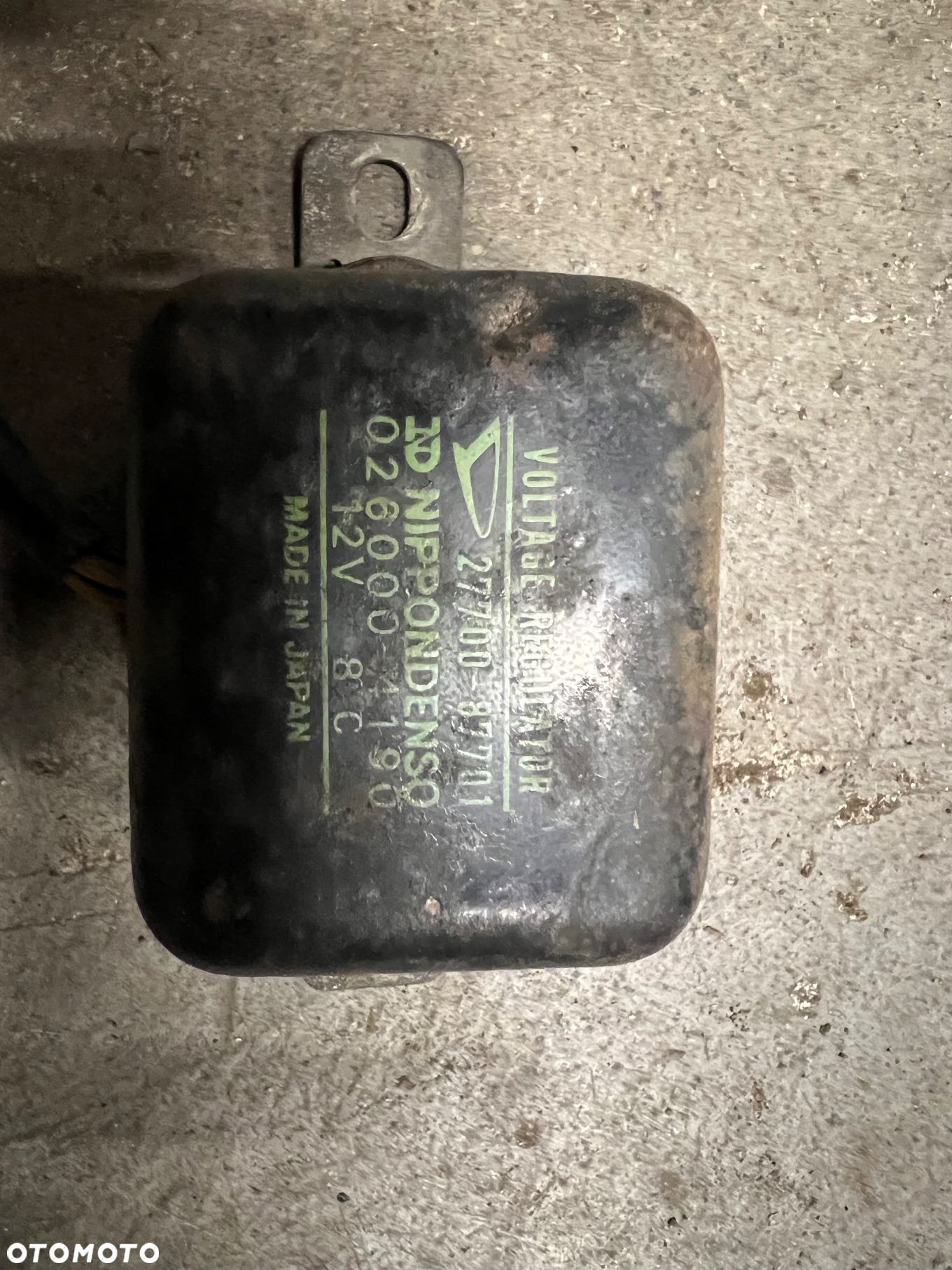 Regulator napięcia daihatsu rocky 2.8td - 2
