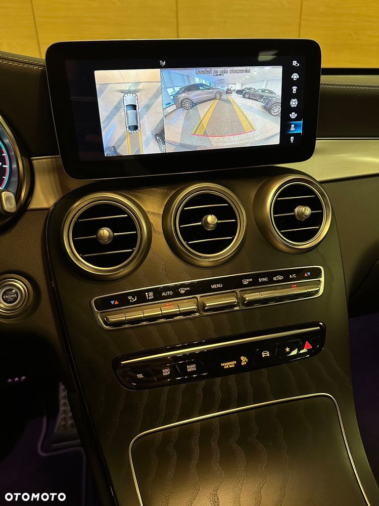 Mercedes-Benz GLC 200 - 18