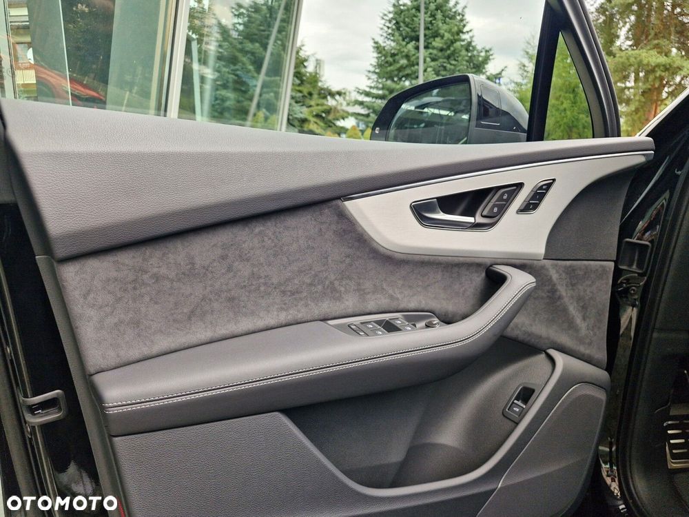 Audi Q7 50 TDI mHEV Quattro S Line Tiptr - 17