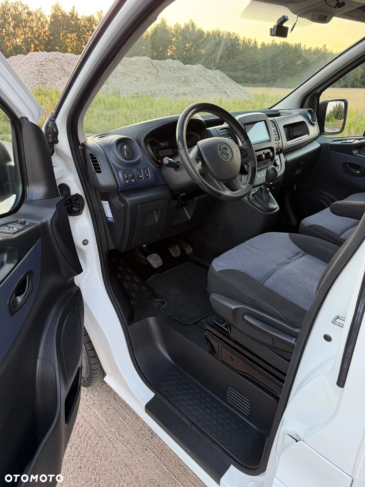 Opel VIVARO*LED*klima*drzwi 270" tylnie*Car Play*dobre auto! - 7