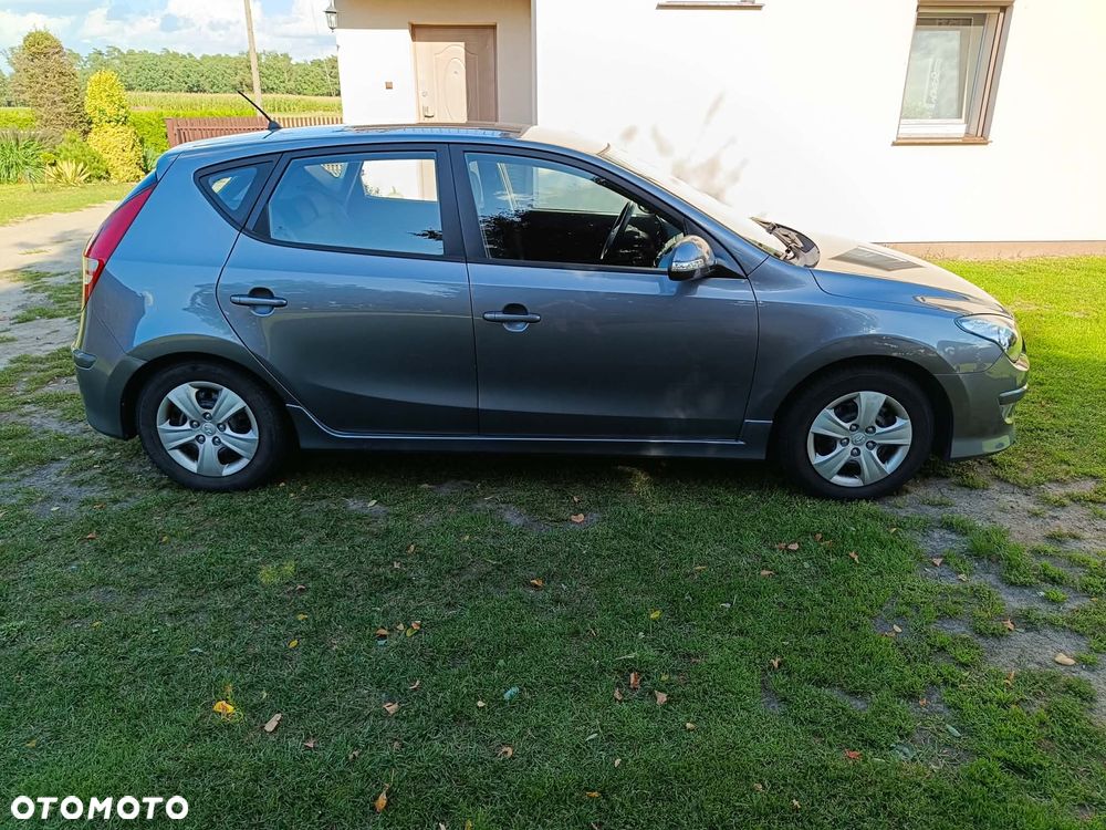 Hyundai i30 1.4 Comfort EU5 - 2