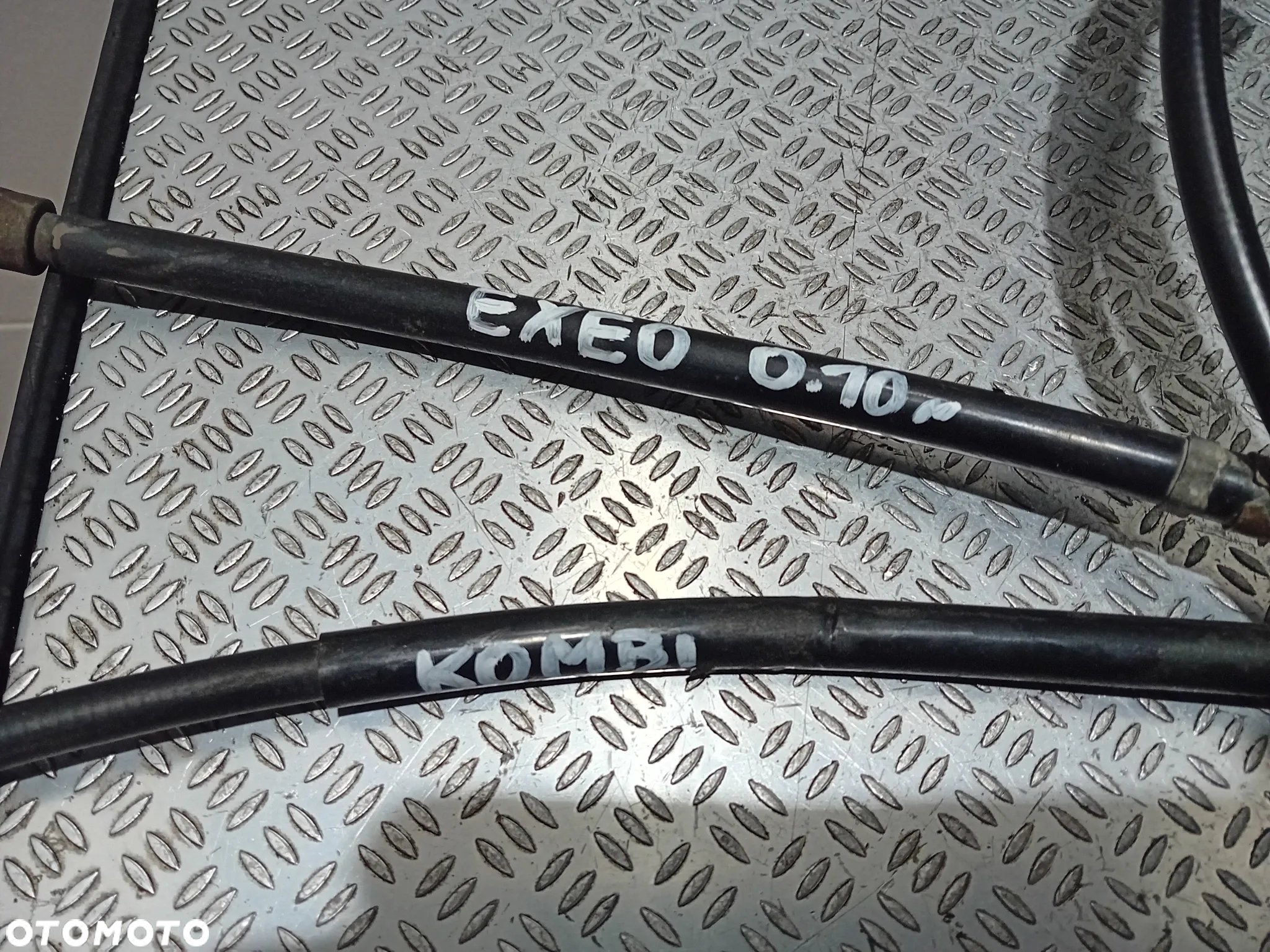 linki hamulca ręcznego Seat Exeo kombi 2010 komplet - 2