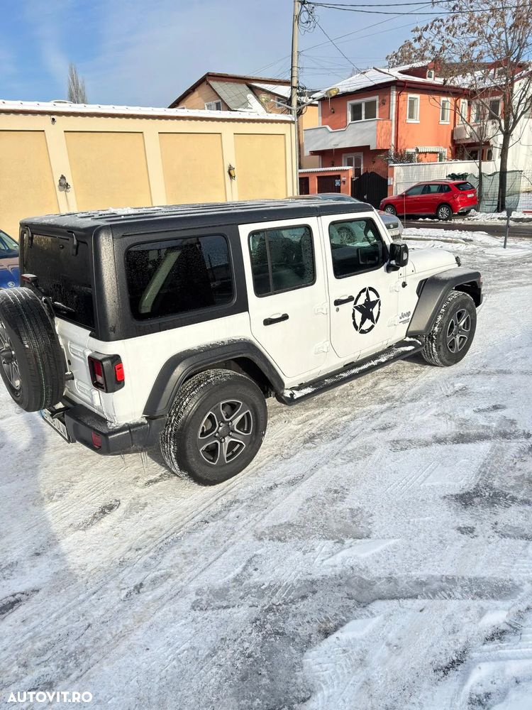 Jeep Wrangler - 3