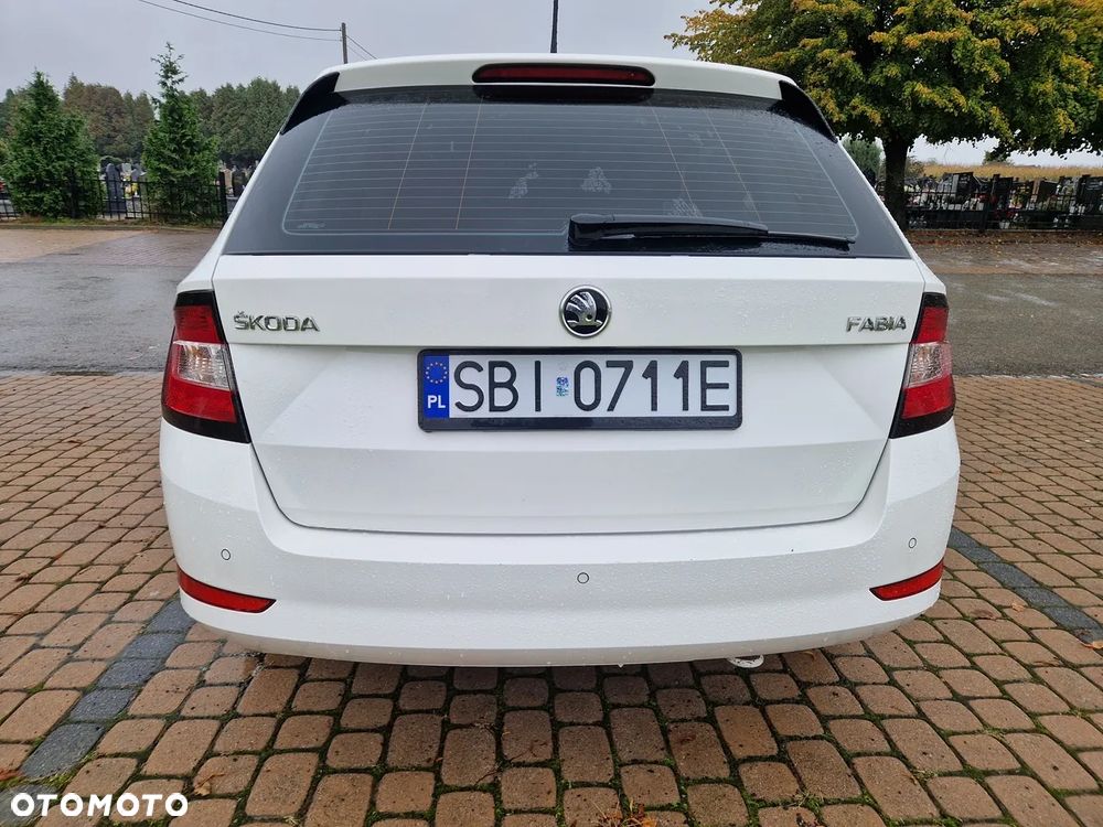 Skoda Fabia 1.0 TSI Ambition - 4