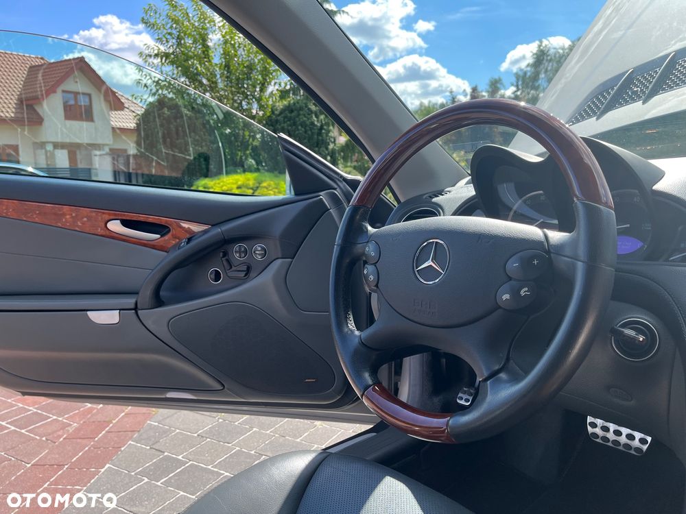 Mercedes-Benz SL - 8