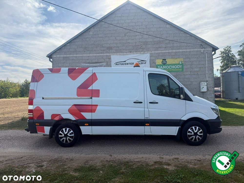 Mercedes-Benz Sprinter - 1