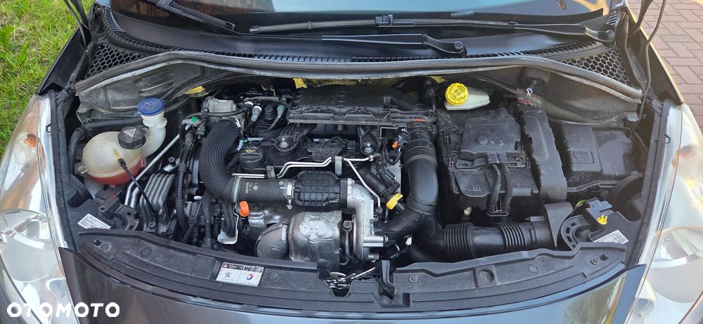 Peugeot 207 1.4 HDi U Move - 15