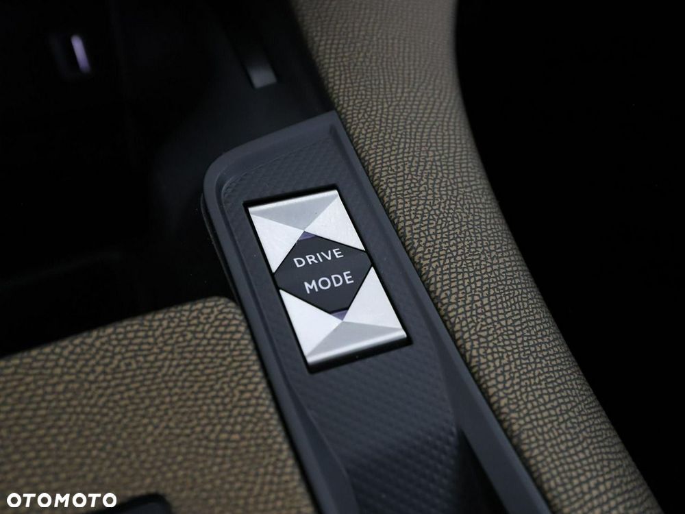 DS Automobiles DS 7 Crossback 1.6 E-Tense 4x4 Rivoli - 29