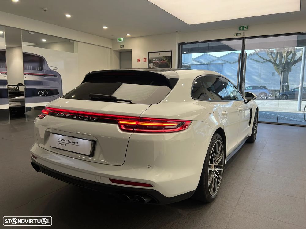 Porsche Panamera Sport Turismo 4 E-Hybrid - 8