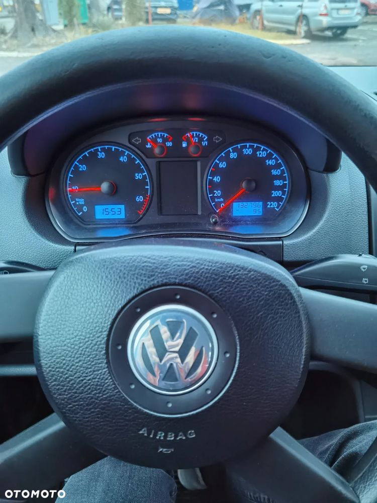 Volkswagen Polo 1.4 16V Trendline - 10