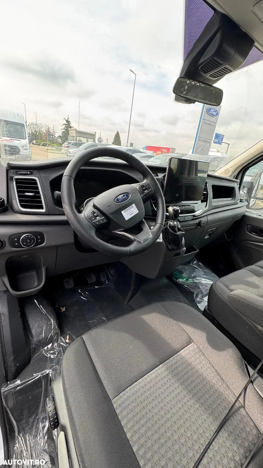 Ford Transit 7 locuri cu bena basculabila - 9