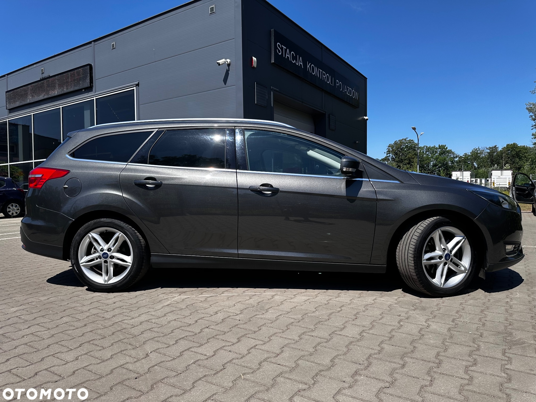 Ford Focus Turnier 1.5 EcoBoost Start-Stopp-System Business Edition - 8