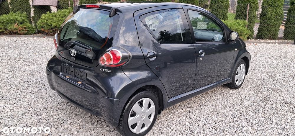 Toyota Aygo 1.0 VVT-i Luna A/C - 2
