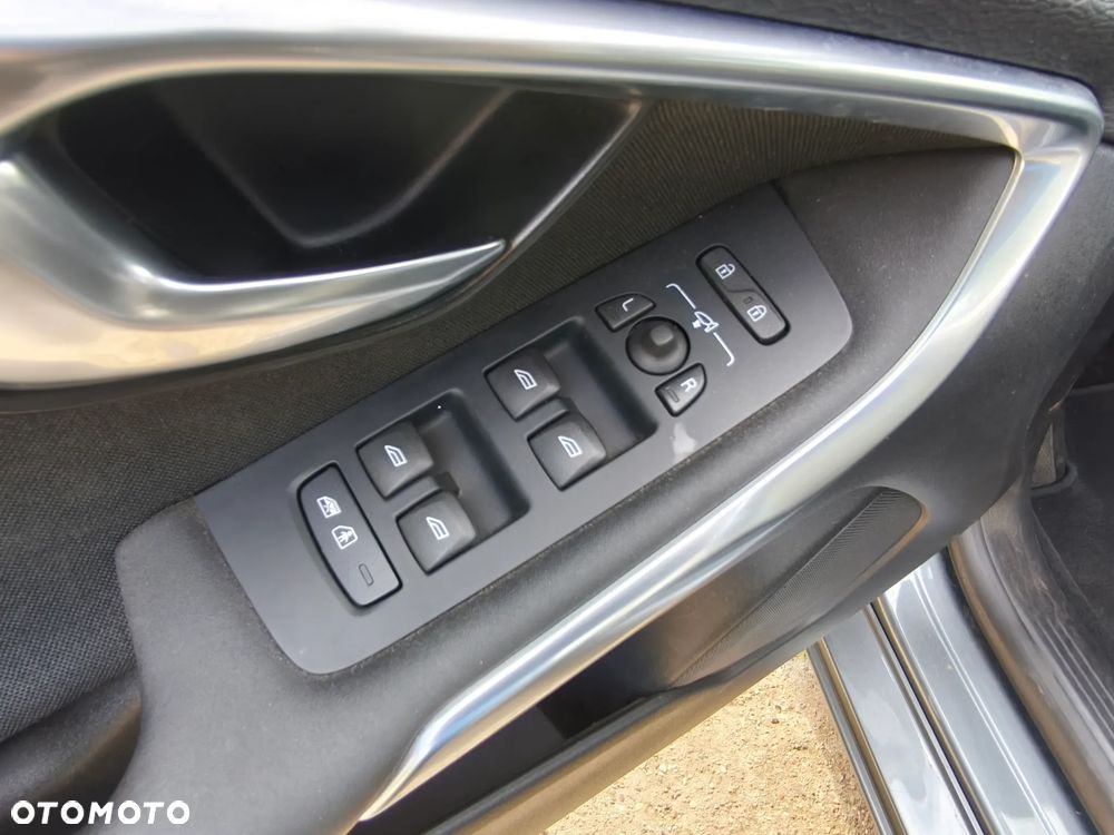 Volvo V40 - 34