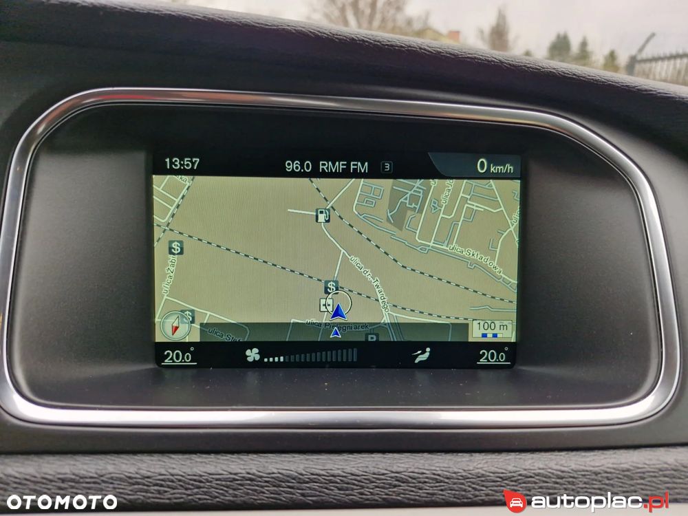 Volvo V40 D2 Momentum - 37