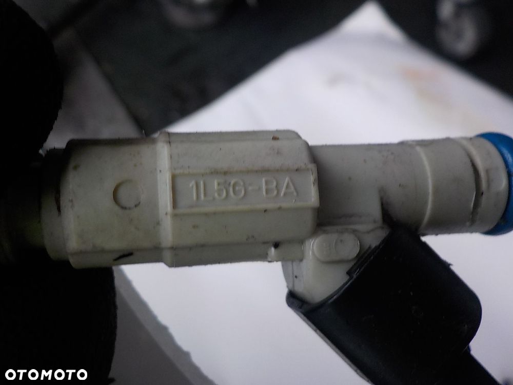 MAZDA 5 1.8 16V B WTRYSKIWACZ 0280156155 - 2