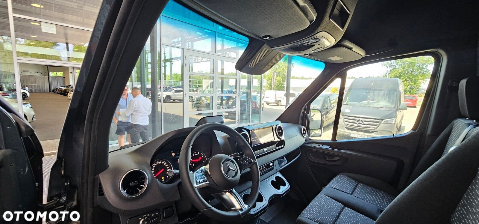 Mercedes-Benz Sprinter 319 CDI KA OM654 długi SELECT - 4