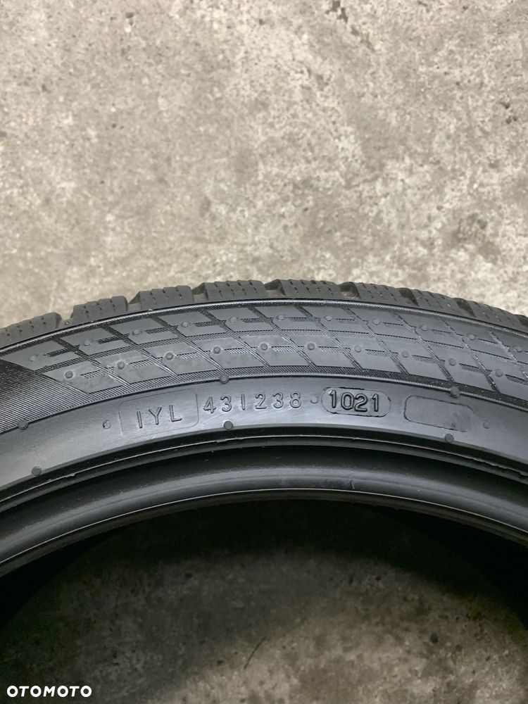 1x Opona Nokian 225/45 R18 95v wr snowproof - 5