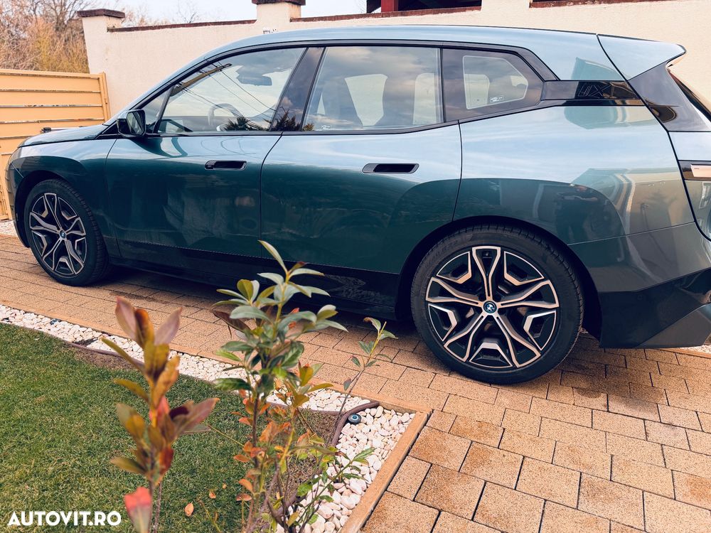 BMW iX 2022 — imagine 3