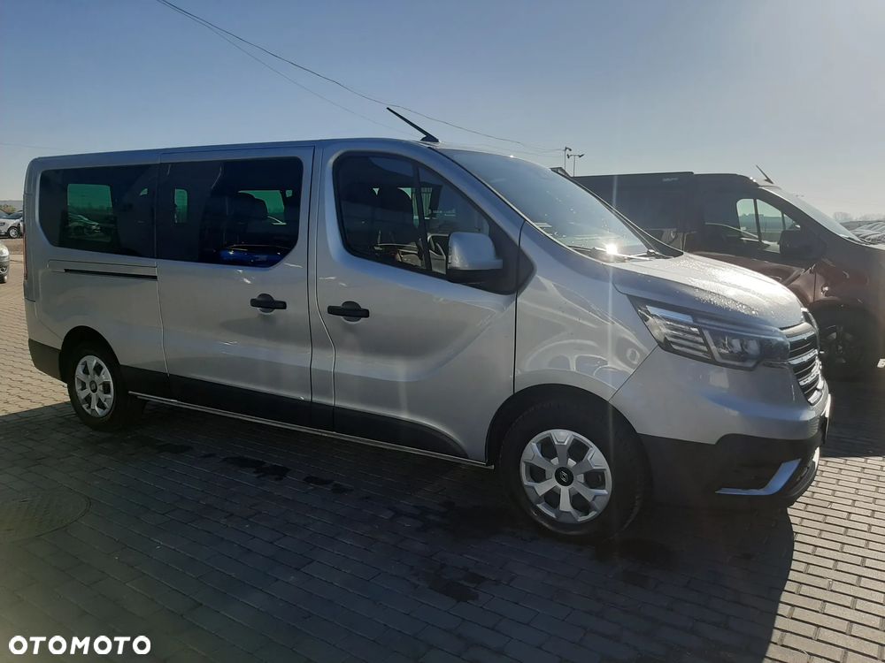 Renault Trafic 2.0 dCi EDC - 3