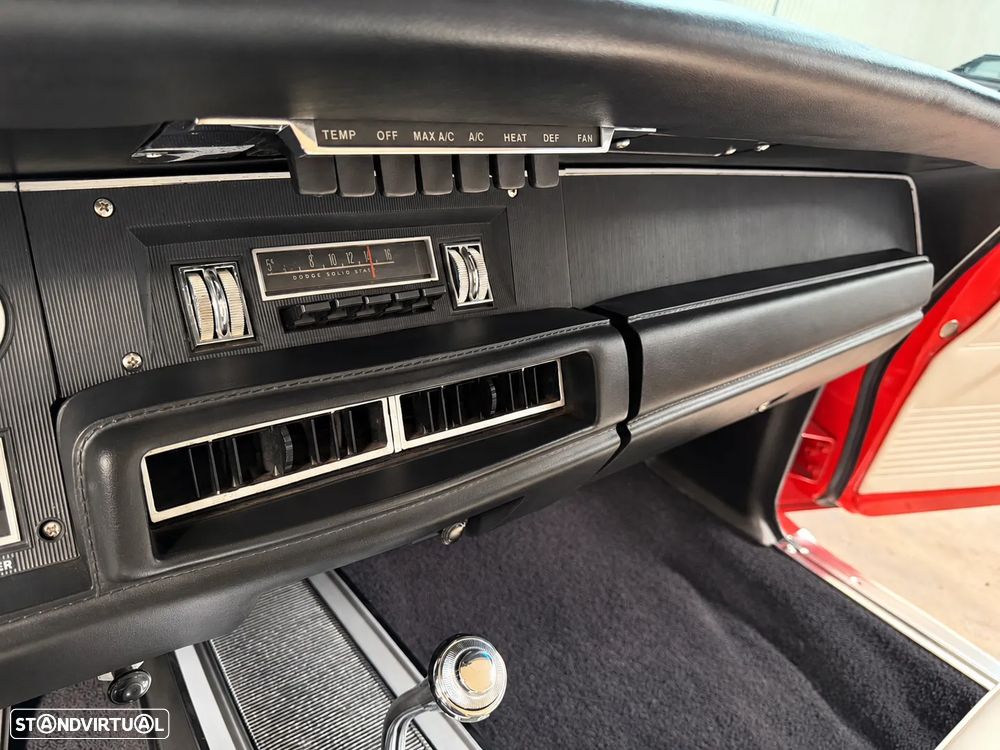 Dodge Charger - 34