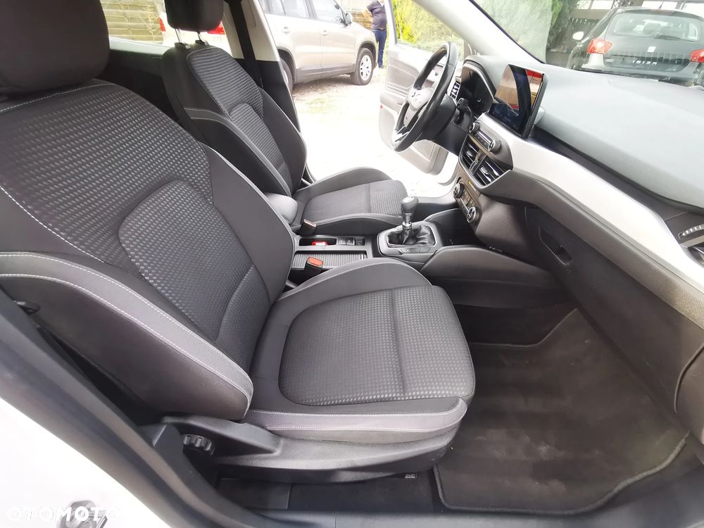Ford Focus 1.5 EcoBlue Start-Stopp-System TITANIUM X - 15