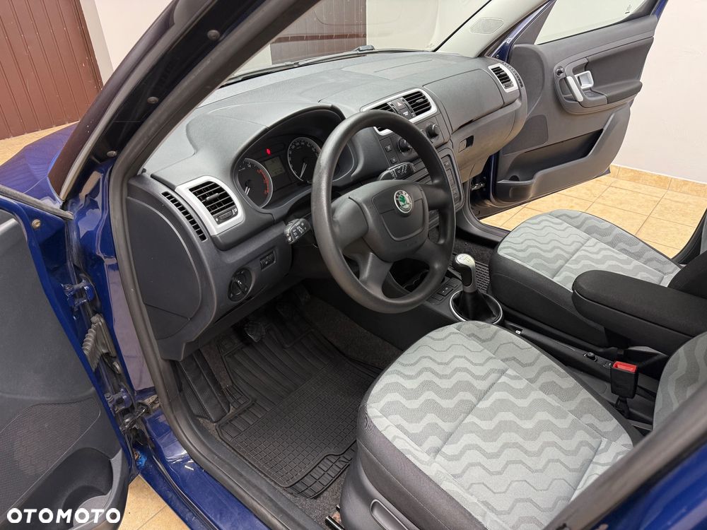 Skoda Roomster 1.4 16V Style PLUS EDITION - 11