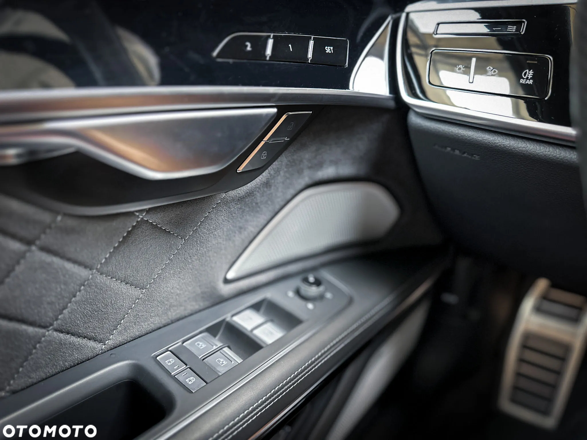 Audi S8 TFSI quattro tiptronic - 17