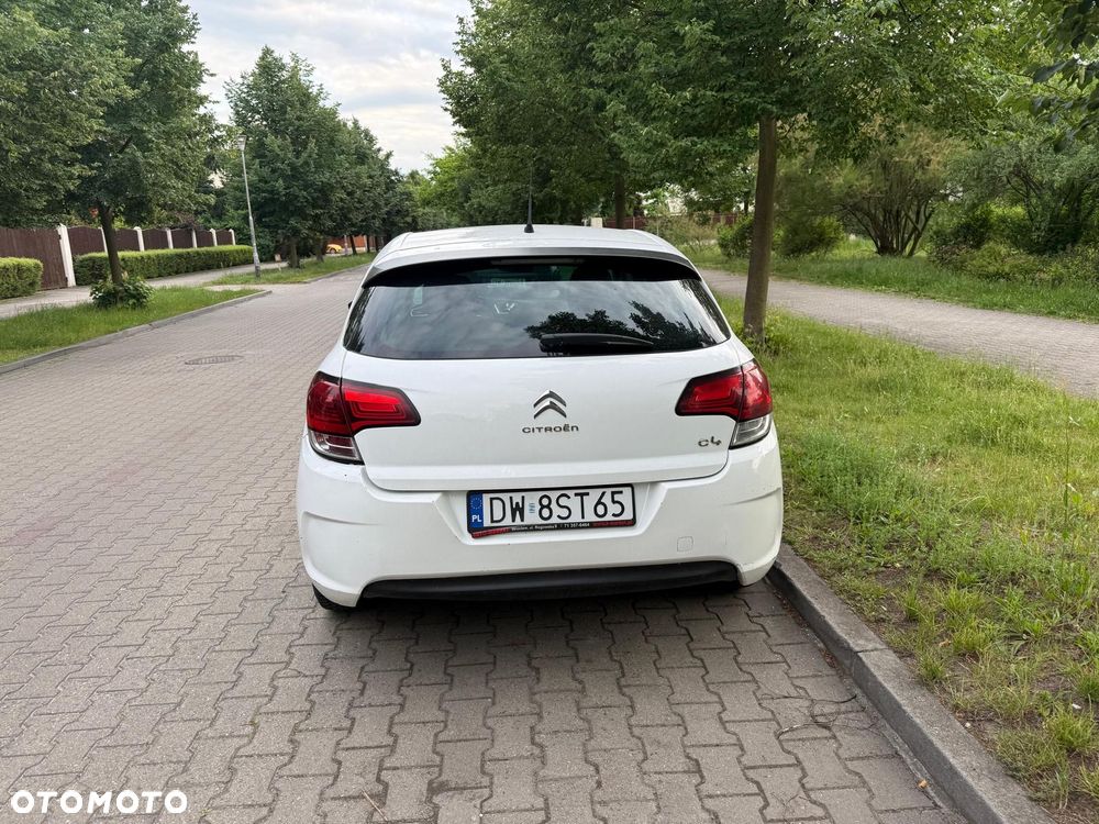 Citroën C4 BlueHDi 100 Selection - 4