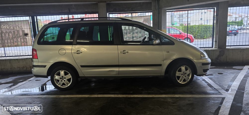 VW Sharan - 4