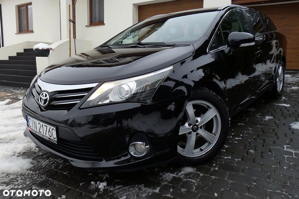 Toyota Avensis 1.8 Premium - 1