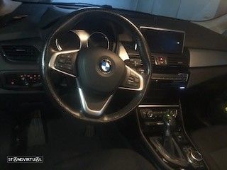 BMW 225xe Active Tourer iPerformance - 3