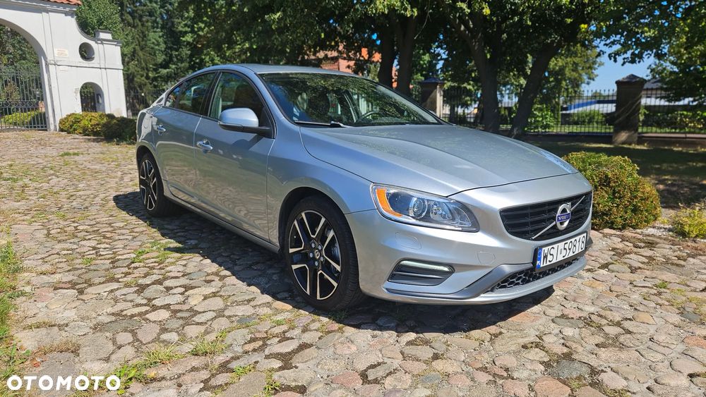 Volvo S60 - 2