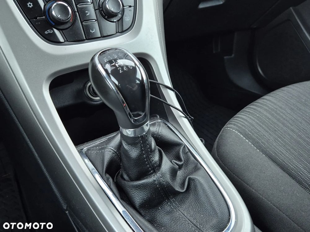 Opel Astra - 18