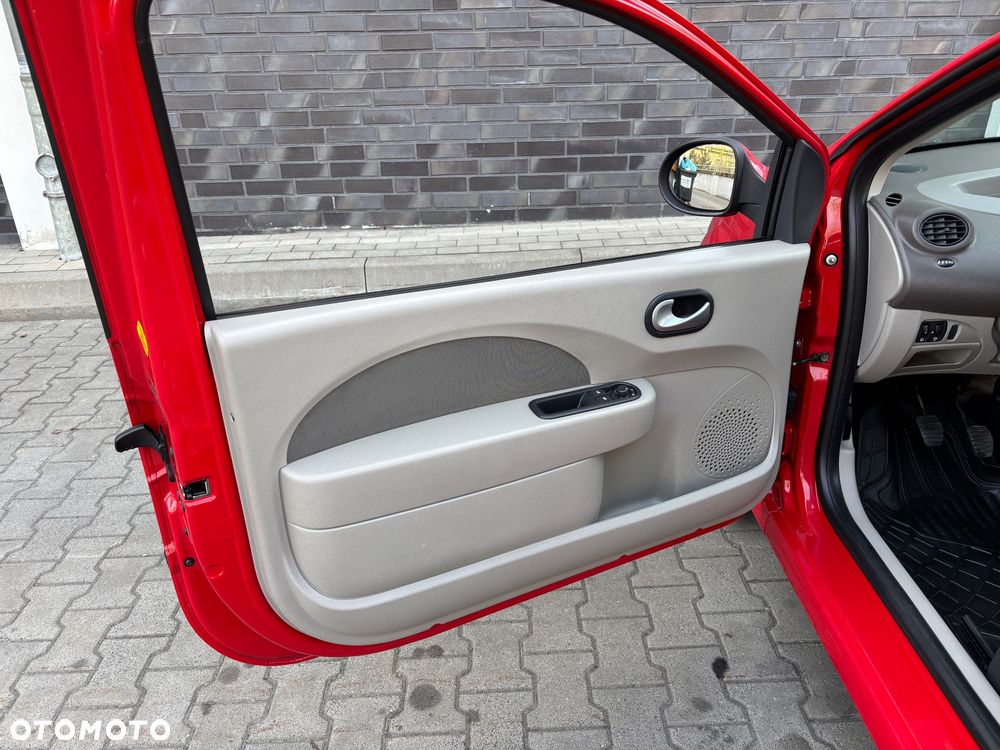 Renault Twingo - 21
