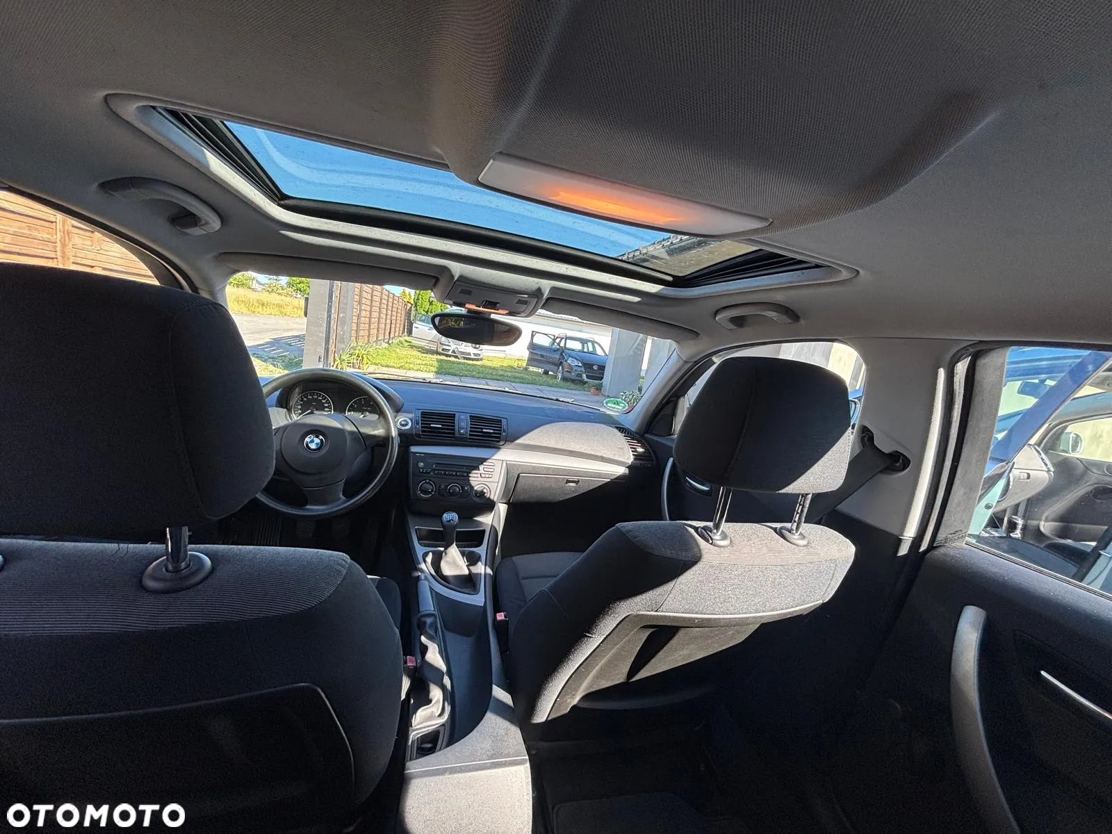 BMW Seria 1 116i - 23