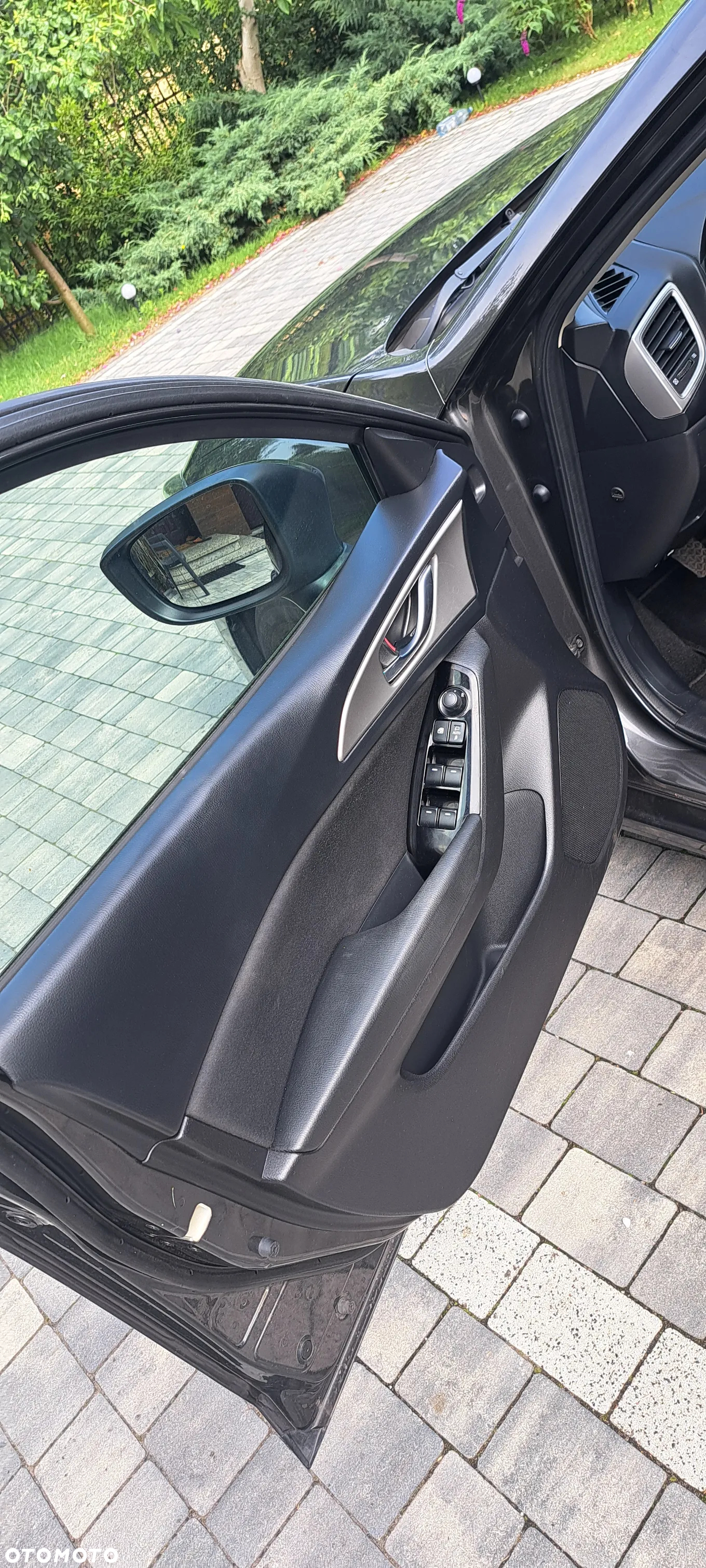 Mazda 3 2.0 Skyenergy EU6 - 25