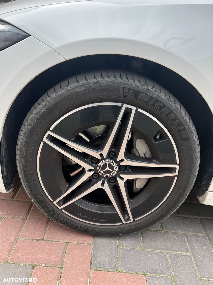 Mercedes-Benz C - 9