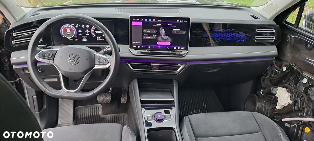 Volkswagen Tiguan - 13