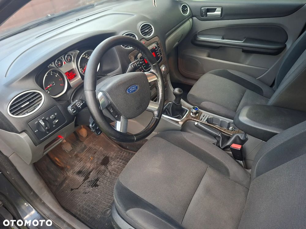 Ford Focus - 15