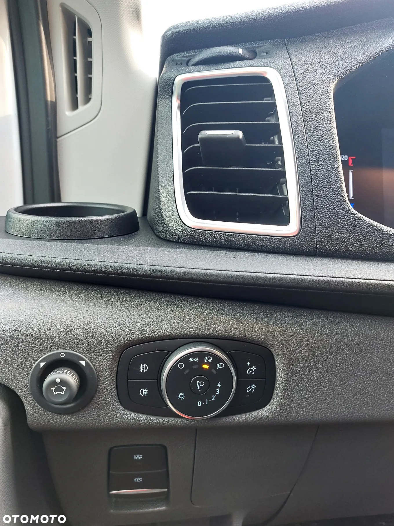 Ford Transit - 17