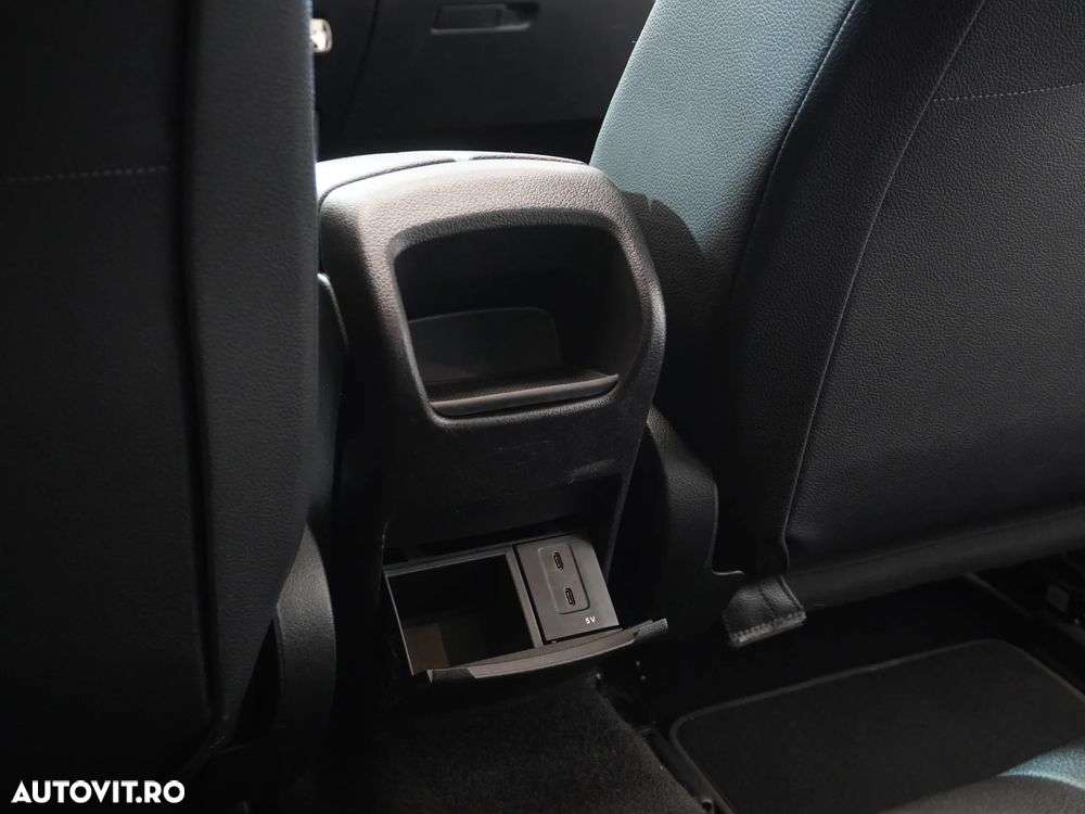 Mercedes-Benz CLA 180 d 7G-DCT - 19