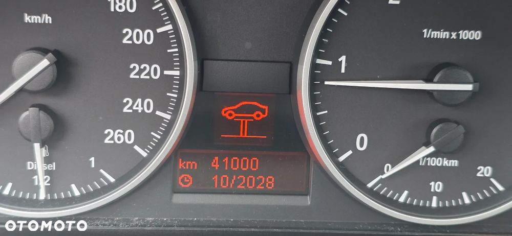 BMW X1 sDrive16d - 24