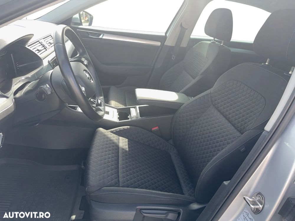 Skoda Superb 2.0 TDI DSG Ambition - 9