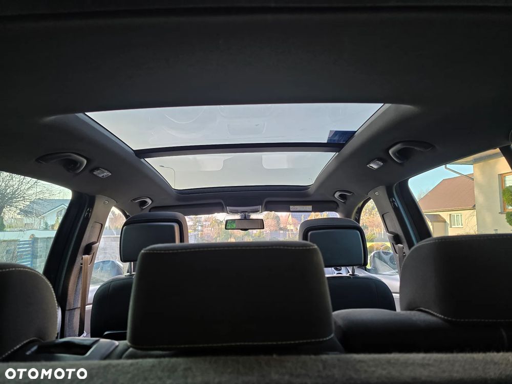 Volkswagen Tiguan 2.0 TDI DPF BlueMotion Technology Lounge Sport & Style - 13