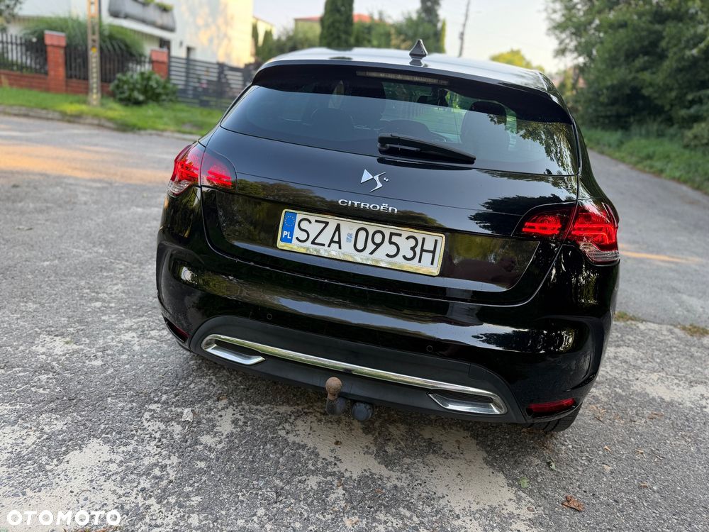 Citroën DS4 e-HDi 110 Chic - 4