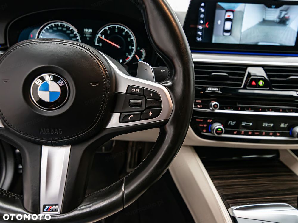 BMW Seria 5 530i xDrive - 19