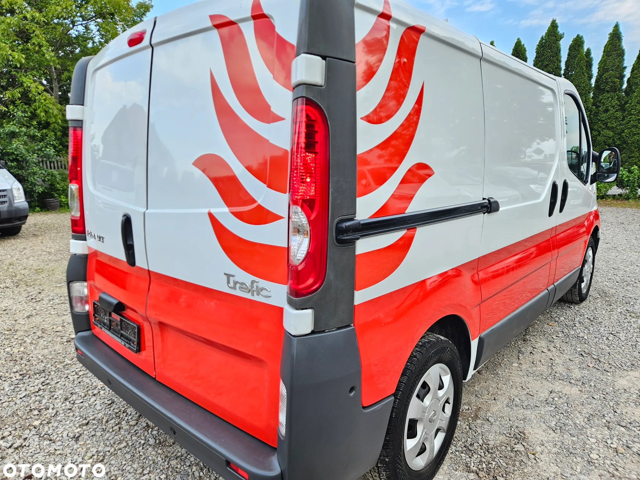 Renault TRAFIC LIFT JAK NOWY - 40