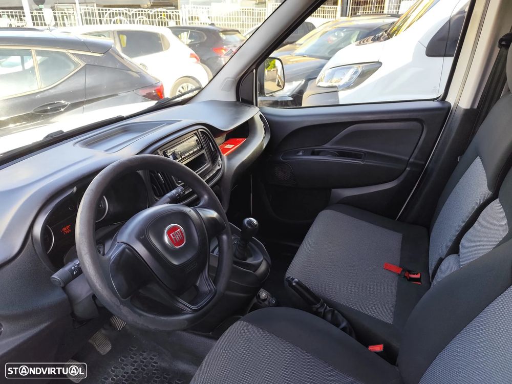 Fiat Doblo 1.3Multijet 95cv 3Lugares - 9