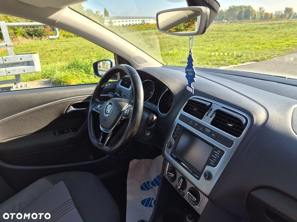 Volkswagen Polo - 8
